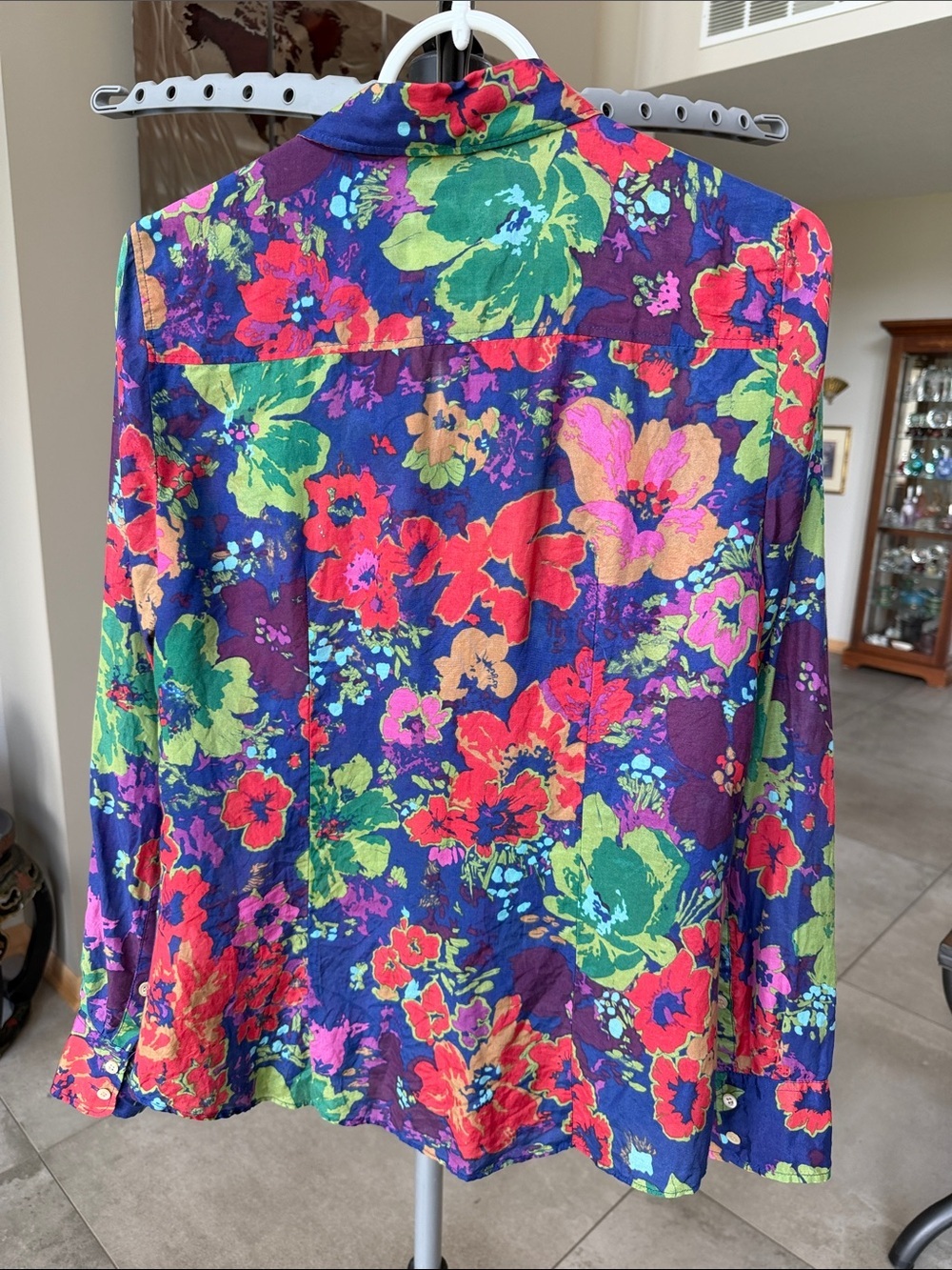 J. Crew Floral Button-Front Shirt in Navy Pink and Green - Silk Cotton - size 6 - Picture 6 of 9